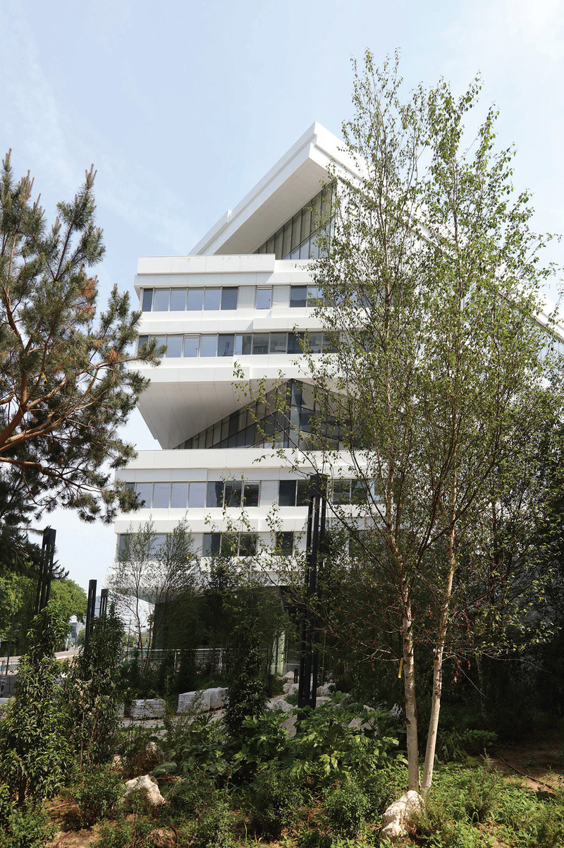 Campus Aquarel, Pont d&rsquo;Issy — © Loci Anima