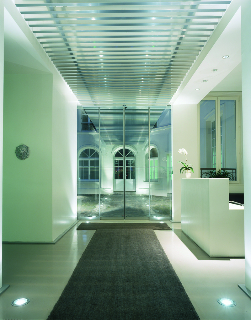 Si&egrave;ge social de la Soci&eacute;t&eacute; du Louvre, Groupe Taittinger, Paris — © Loci Anima